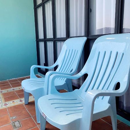 99 Hostel Khaosan Бангкок Экстерьер фото